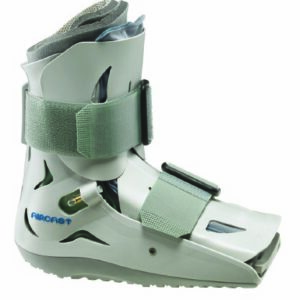 WALKER, PNEUMATIC HALF SIZE SHORT MED