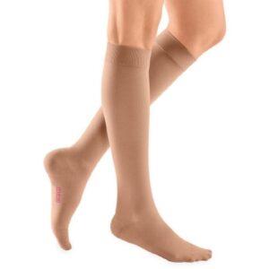 STOCKING, COMPRSN KNEE HI CLSDTOE 30-40MMHG BGE
