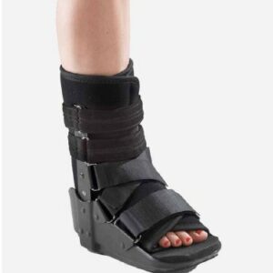 BOOT, WALKING LOW SM